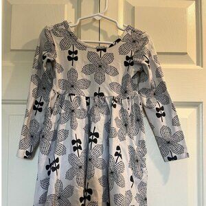 Hannah Andersson dress size 4